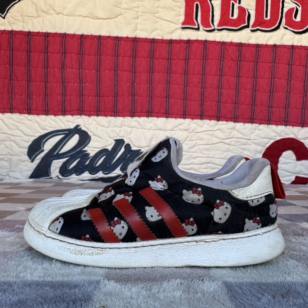 Size 10c - Adidas Hello Kitty Superstar 360 Shoes-Preschool‎ GY9214